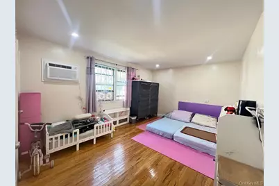 69-15 136th St #A, Kew Gardens, NY 11367 - Photo 2