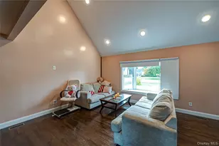 30 Fairway Ave, Riverhead, NY 11901 - Photo 4