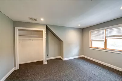 30 Fairway Avenue, Riverhead, NY 11901 - Photo 12