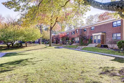 219-28 75 Avenue #247B1, Oakland Gardens, NY 11364 - Photo 2