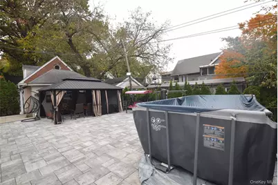 110 82nd Avenue, Kew Gardens, NY 11415 - Photo 48