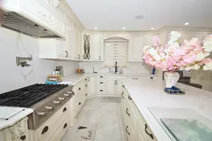 1-10 82nd Ave, Kew Gardens, NY 11415 - Photo 12