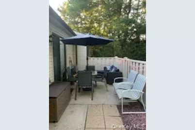 939 Skyline Drive, Coram, NY 11727 - Photo 6