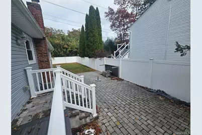 31 Brookhaven Drive, Rocky Point, NY 11778 - Photo 24