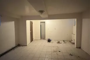 4346 Edson Ave, Bronx, NY 10466 - Photo 6