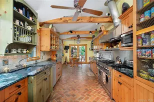 32 Hicks Ln, Old Westbury, NY 11568 - Photo 12