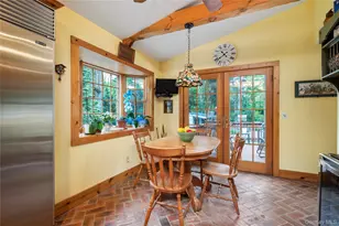 32 Hicks Ln, Old Westbury, NY 11568 - Photo 14