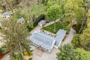 32 Hicks Ln, Old Westbury, NY 11568 - Photo 8