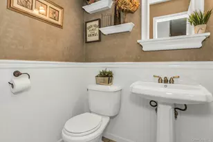 40 Burt Ave, Northport, NY 11768 - Photo 18