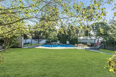 40 Burt Avenue, Northport, NY 11768 - Photo 28