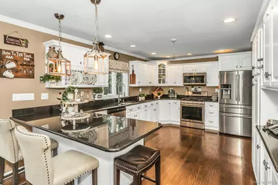 40 Burt Avenue, Northport, NY 11768 - Photo 10