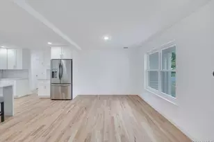 34 Huyler Rd, East Setauket, NY 11733 - Photo 6