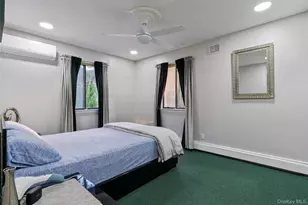 258 Half Hollow Rd, Dix Hills, NY 11746 - Photo 34