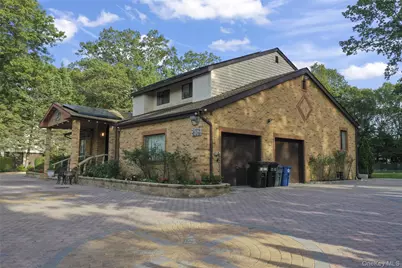 258 Half Hollow Road, Dix Hills, NY 11746 - Photo 10