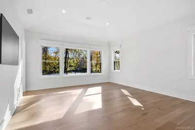 65 Myrtle Boulevard, Larchmont, NY 10538 - Photo 20