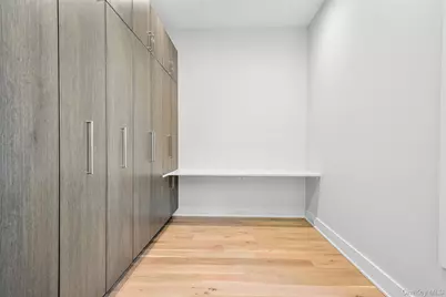 65 Myrtle Boulevard, Larchmont, NY 10538 - Photo 12