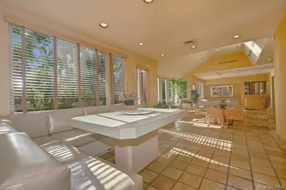 52 Glenwood Lane, East Hills, NY 11577 - Photo 12