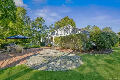 52 Glenwood Lane, East Hills, NY 11577 - Photo 22