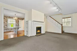 24 Muir Pl, New Rochelle, NY 10801 - Photo 6