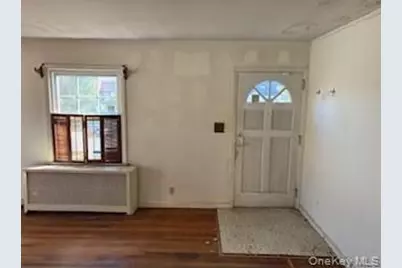 163 Massachusetts Avenue, Massapequa, NY 11758 - Photo 12