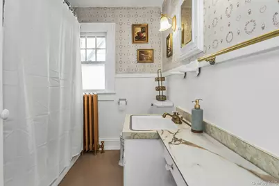 251 N Long Beach Avenue, Freeport, NY 11520 - Photo 14