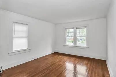 251 N Long Beach Avenue, Freeport, NY 11520 - Photo 16