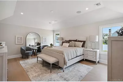 46 Plainview Road, Woodbury, NY 11797 - Photo 24