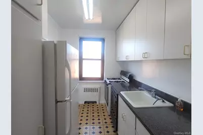 90-09 Northern Boulevard #605, Jackson Heights, NY 11372 - Photo 2