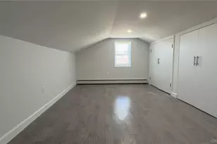 175-02 Jewel Ave, Fresh Meadows, NY 11365 - Photo 10