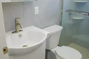 175-02 Jewel Ave, Fresh Meadows, NY 11365 - Photo 6