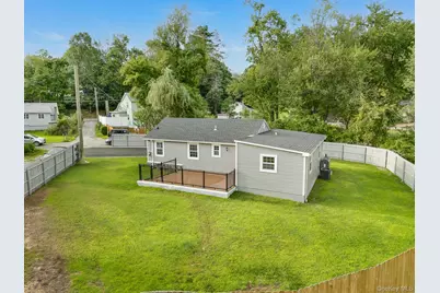 3167 Lincoln Drive, Mohegan Lake, NY 10547 - Photo 2