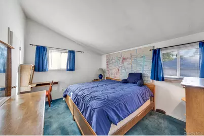 236 New York Avenue, Bay Shore, NY 11706 - Photo 18