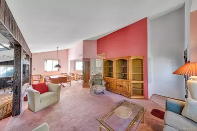 236 New York Avenue, Bay Shore, NY 11706 - Photo 6