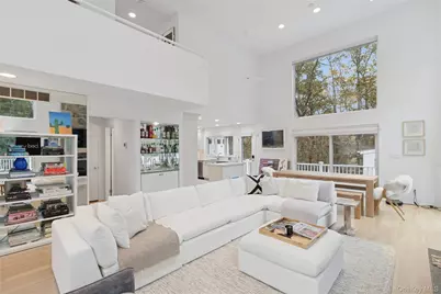 17 Lyme Lane, East Hampton, NY 11937 - Photo 2