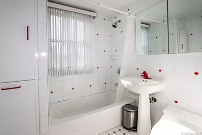 81 Ward Street, Westbury, NY 11590 - Photo 26