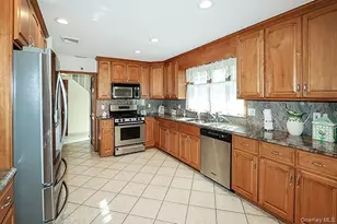81 Ward St, Westbury, NY 11590 - Photo 12