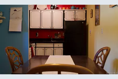 470 Halstead Avenue #6V, Harrison, NY 10528 - Photo 8