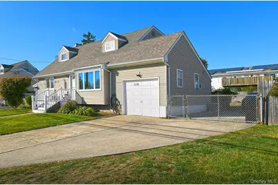115 Old Farmingdale Road, West Babylon, NY 11704 - Photo 2