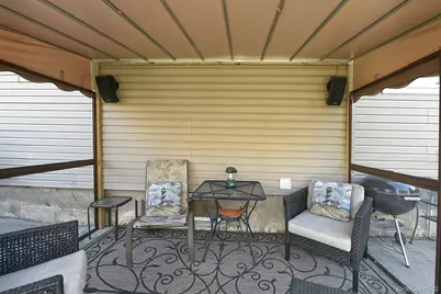 115 Old Farmingdale Road, West Babylon, NY 11704 - Photo 30