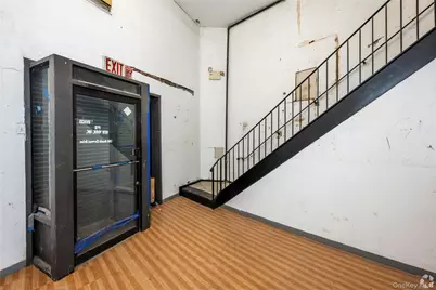 2146 Mott Avenue, Far Rockaway, NY 11691 - Photo 2