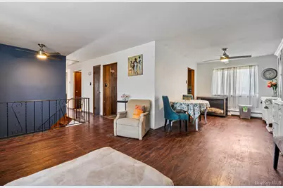 44 3rd Street, Brentwood, NY 11717 - Photo 4