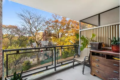 4705 Henry Hudson Parkway W #3D, Bronx, NY 10471 - Photo 12