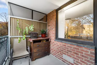 4705 Henry Hudson Parkway W #3D, Bronx, NY 10471 - Photo 10