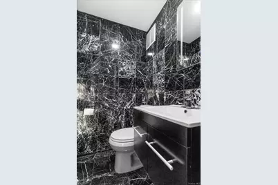 4705 Henry Hudson Parkway W #3D, Bronx, NY 10471 - Photo 16