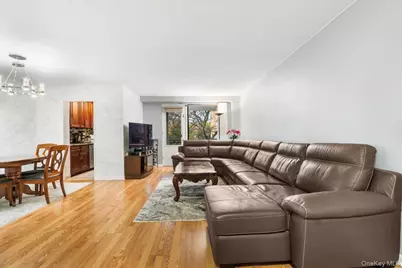 4705 Henry Hudson Parkway W #3D, Bronx, NY 10471 - Photo 1