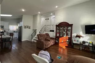 51 Bruce Ln, Brentwood, NY 11717 - Photo 8