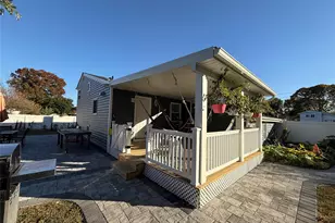 51 Bruce Ln, Brentwood, NY 11717 - Photo 36