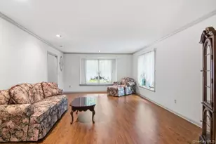 15 Arbor Ct, Bohemia, NY 11716 - Photo 14