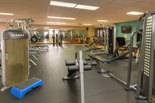 154 Pearsall Dr, Mount Vernon, NY 10552 - Photo 14