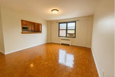 154 Pearsall Drive #6A, Mount Vernon, NY 10552 - Photo 2